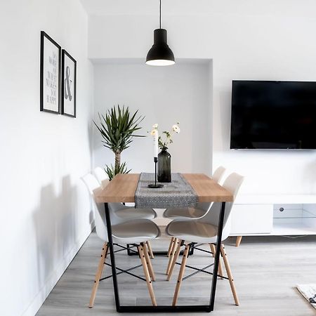 Luxurious Two Bedroom Apartment With Private Parking Perth Dış mekan fotoğraf