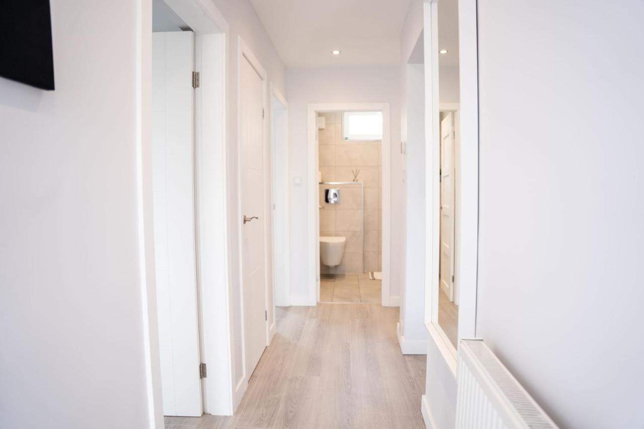 Luxurious Two Bedroom Apartment With Private Parking Perth Dış mekan fotoğraf